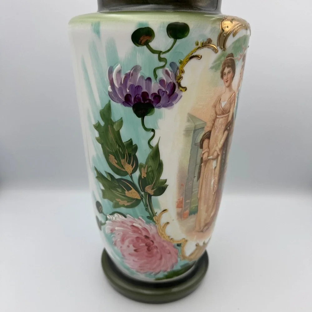 Vintage Porcelain Vase Romantic‎ Scene Floral Gold Gilt Accent
